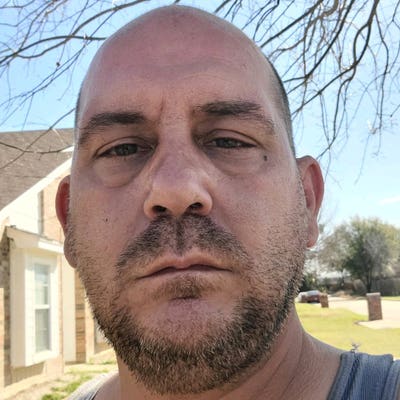 Room wanted in Arlington, Tarrant County, TX Main Photo