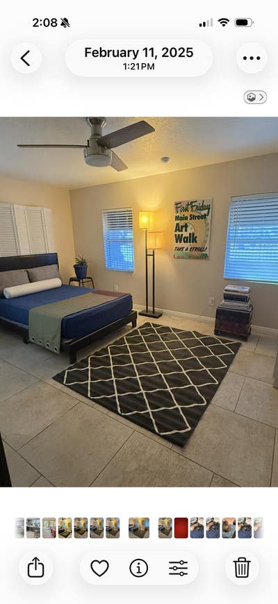 Cozy room in stylish house near downtown Main Photo