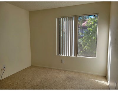 Room for Rent Main Photo