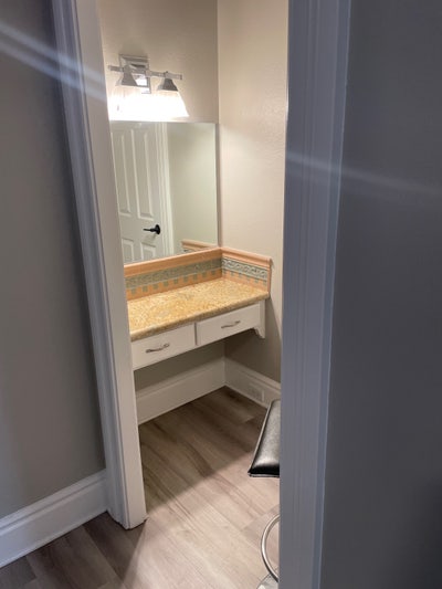 Private Room w/ Master Bath – Gym + Lounge  Main Photo