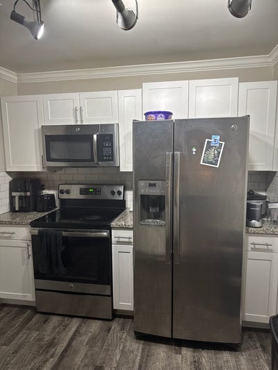 2 Bed/ 2 Bath in Turtle Creek/Oak Lawn Main Photo