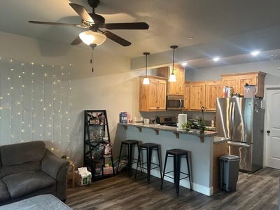 Large room with own bathroom  Main Photo