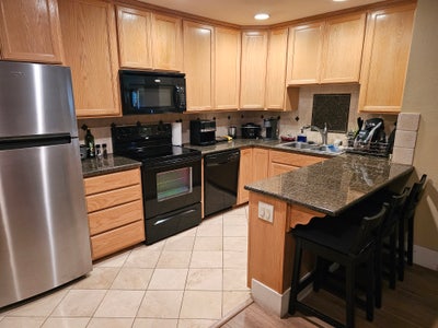 Shared room in Mission Valley  Main Photo