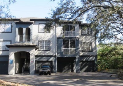Beautiful Room w/Private bath!! Main Photo