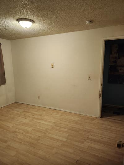 Room Available Kent Main Photo