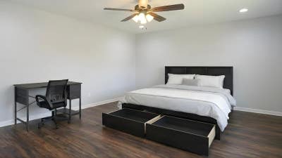 Quiet Room near Slidell Memorial | Utilities Incl Main Photo