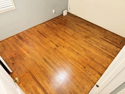 John needs Male or Female Roommate: Mission Hills Main Photo