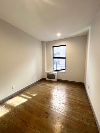 600 W 150 St One Room Left (Sunny Rooms )  Main Photo