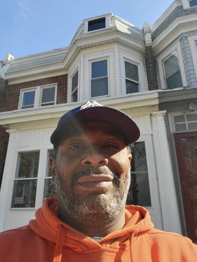 52 year old Male seeks a small or large room Main Photo