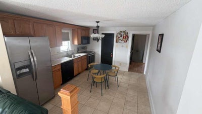 Room for rent  Main Photo