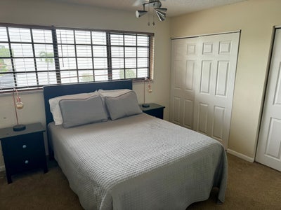 Cool guy living in WM very chill and quiet  Main Photo