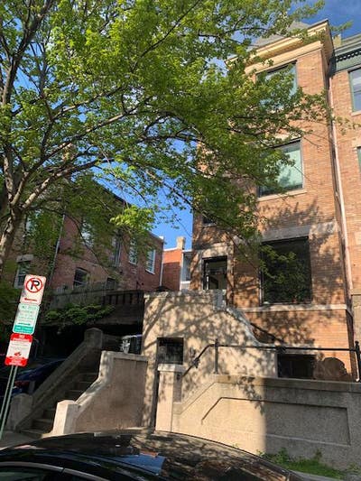 WalkScore 98 – Steps to 4 Metros (Adams Morgan) Main Photo