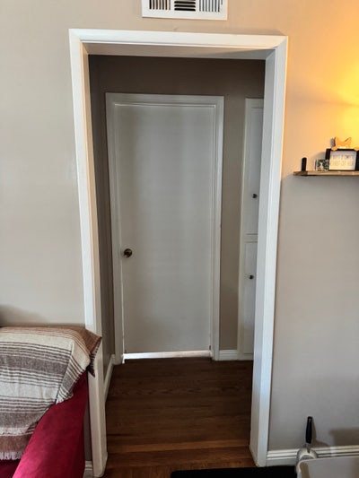 Room for rent in Whittier Main Photo