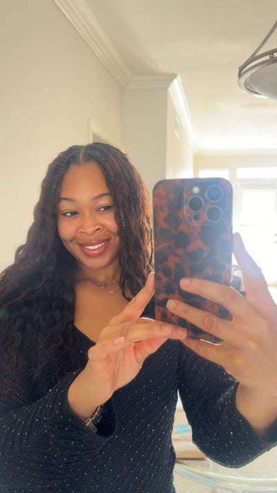 Responsible woman looking for LA room now Main Photo