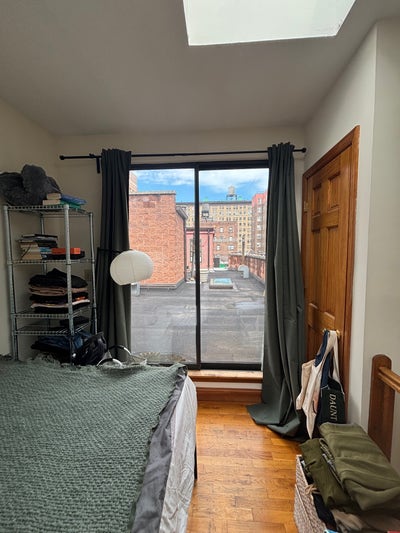 Room Available 10 mins from Columbia University Main Photo