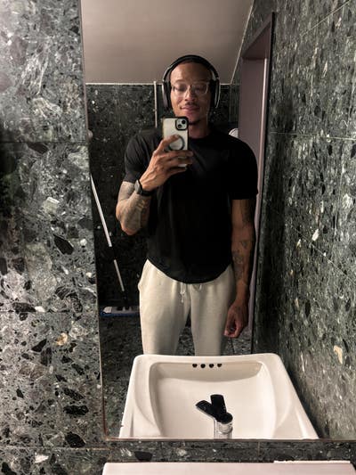 Room wanted in NYC Bronx  Main Photo