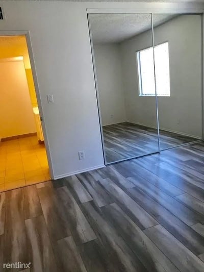 1 Bedroom in the heart of Sherman Oaks Main Photo