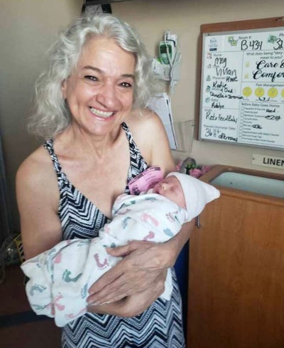 To rent a room in a mold free house - a newer home Main Photo