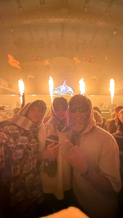 Student looking for a room in Anaheim ASAP Main Photo