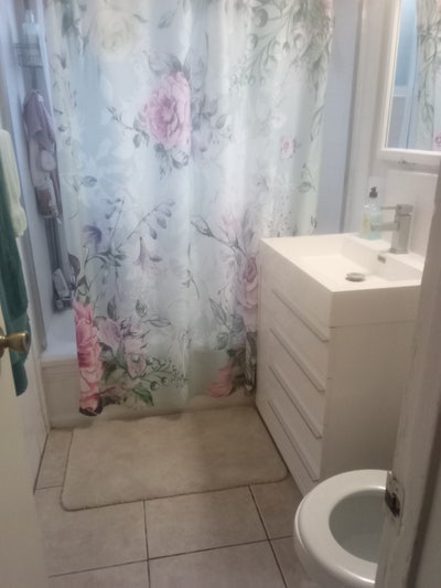 Clean and comfortable  Main Photo