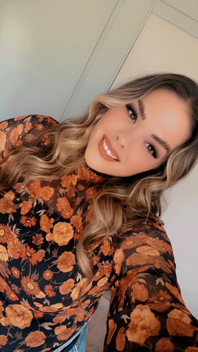 Female student looking for a room in Glendora Main Photo