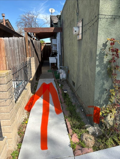 Separate entrance master bedroom  Main Photo