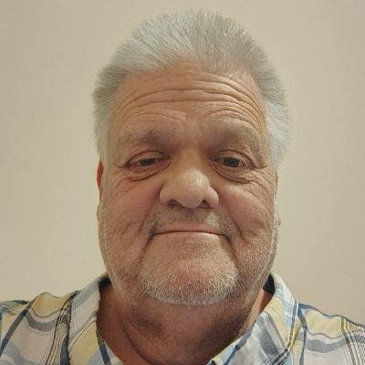 Mature, Reliable  Seeking Room From Homeowner Main Photo