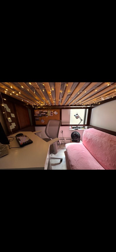 Room available  Main Photo