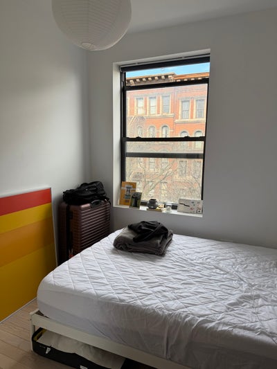 Lease Takeover – Washington Heights – Available En Main Photo