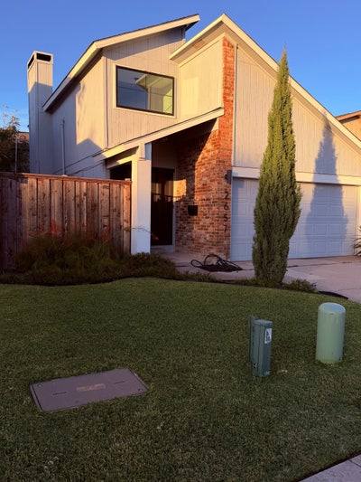 Location, Restaurants,Private Bathroom Main Photo