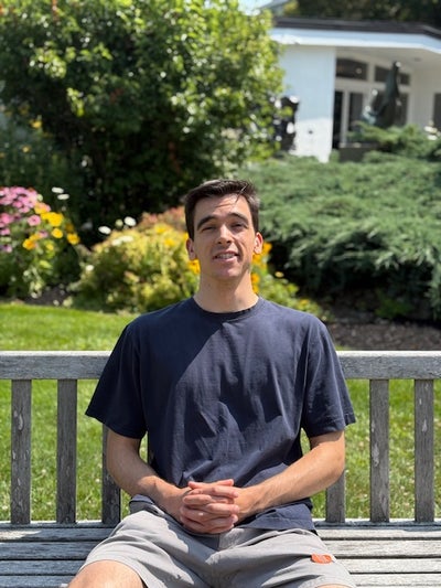 Room wanted in Nashua, NH Main Photo