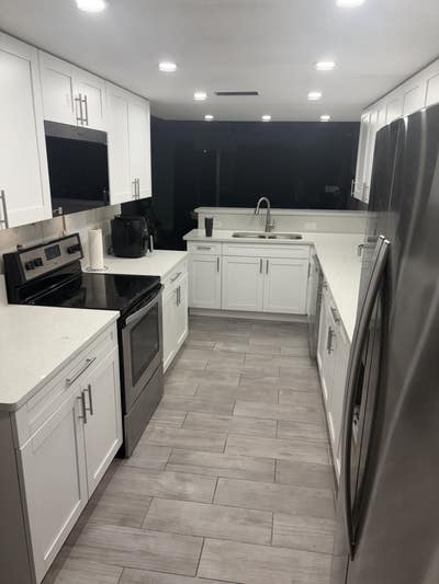 Quiet Condo Near Beach w/ Private Bath Main Photo