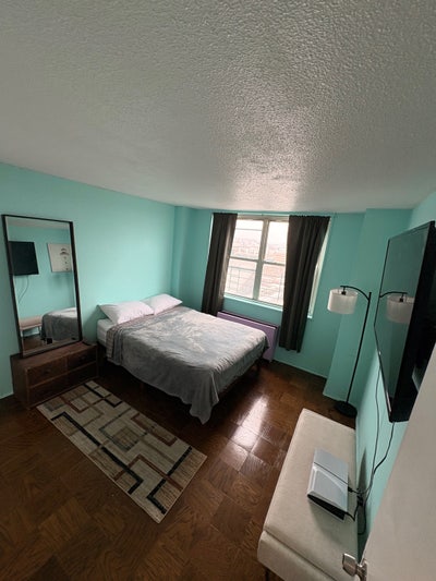 Room for rent  Main Photo