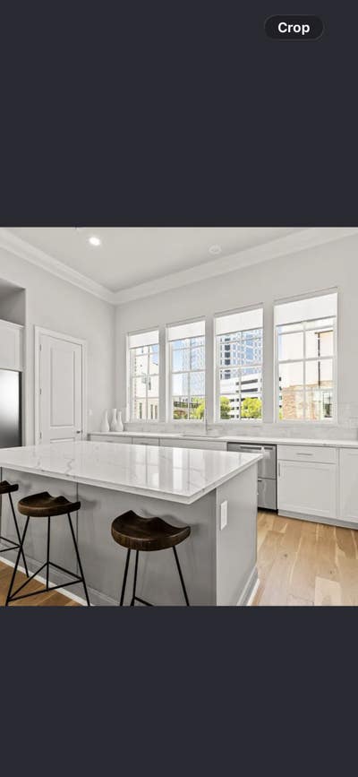  Private Bedroom for Rent in Beautiful Townhome Main Photo