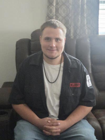 Room wanted in Whitsett, NC Main Photo