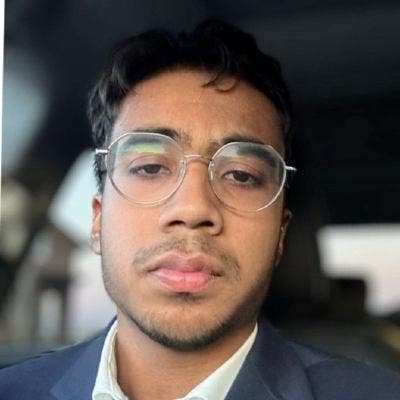 Looking for a room Main Photo