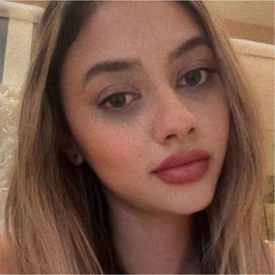 I’m 31 have a part time job in Beverly Hill... Main Photo