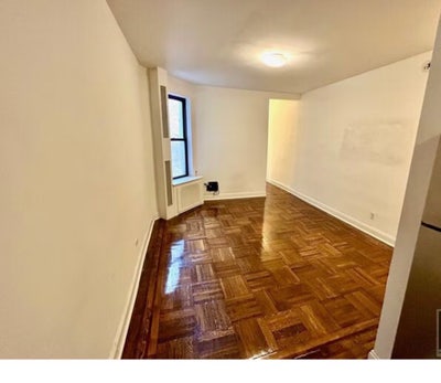 **No Broker fee** $4200/mo**13 month free!** Main Photo