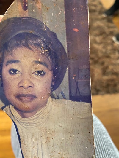 Room wanted in Bronx, NY Main Photo