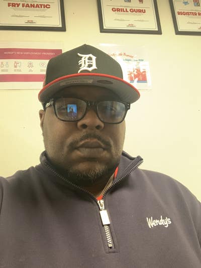 Room wanted in Detroit Main Photo