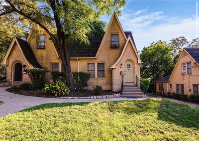 Townhouse in North Campus Main Photo