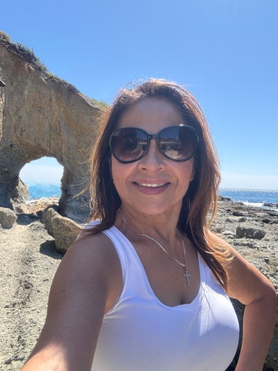 Woman needs Laguna Beach room as soon as possible Main Photo