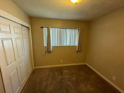 Looking for roomate; Garden grove Main Photo