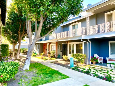 Room for Rent in Townhome - near OC Fairgrounds Main Photo