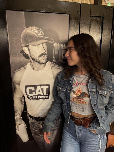 Room wanted in La Jolla, CA Main Photo