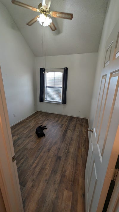 Convenientl right off the border of Allen in Plano Main Photo