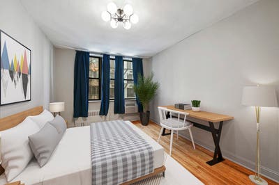 Studio in Upper East Side on a flexible lease Main Photo