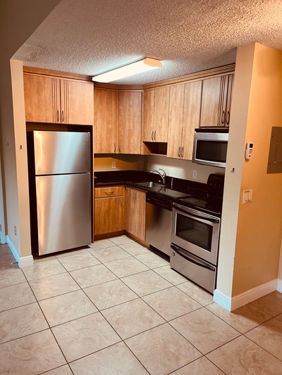  located in desirable PlantationFlorida.  Main Photo