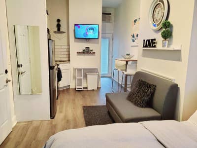 Fully Furnished 2BR Near Temple | Washer & Dryer | Main Photo