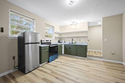 Furnished 2BR with Kitchen & Living Room – Private Main Photo